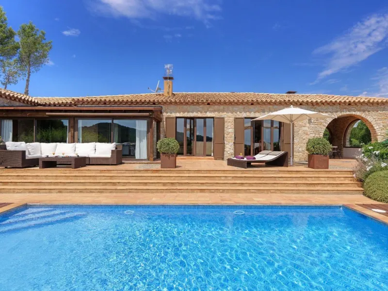 Stone House with Pool and Sea Views in Sa Riera, Costa Brava
