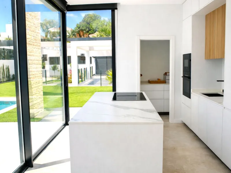 LUXURY MODERN VILLA BORDERING THE NATURE IN MONTE BIARRITZ, NUEVA ATALAYA, ESTEPONA!