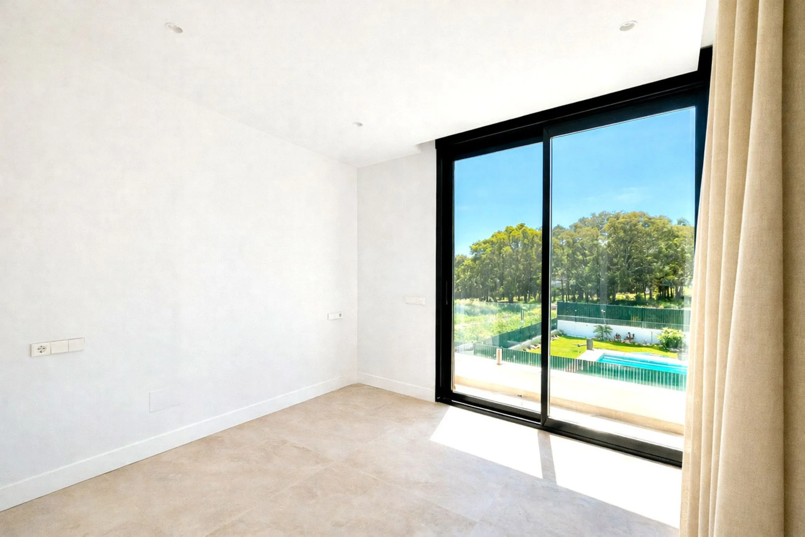 LUXURY MODERN VILLA BORDERING THE NATURE IN MONTE BIARRITZ, NUEVA ATALAYA, ESTEPONA!