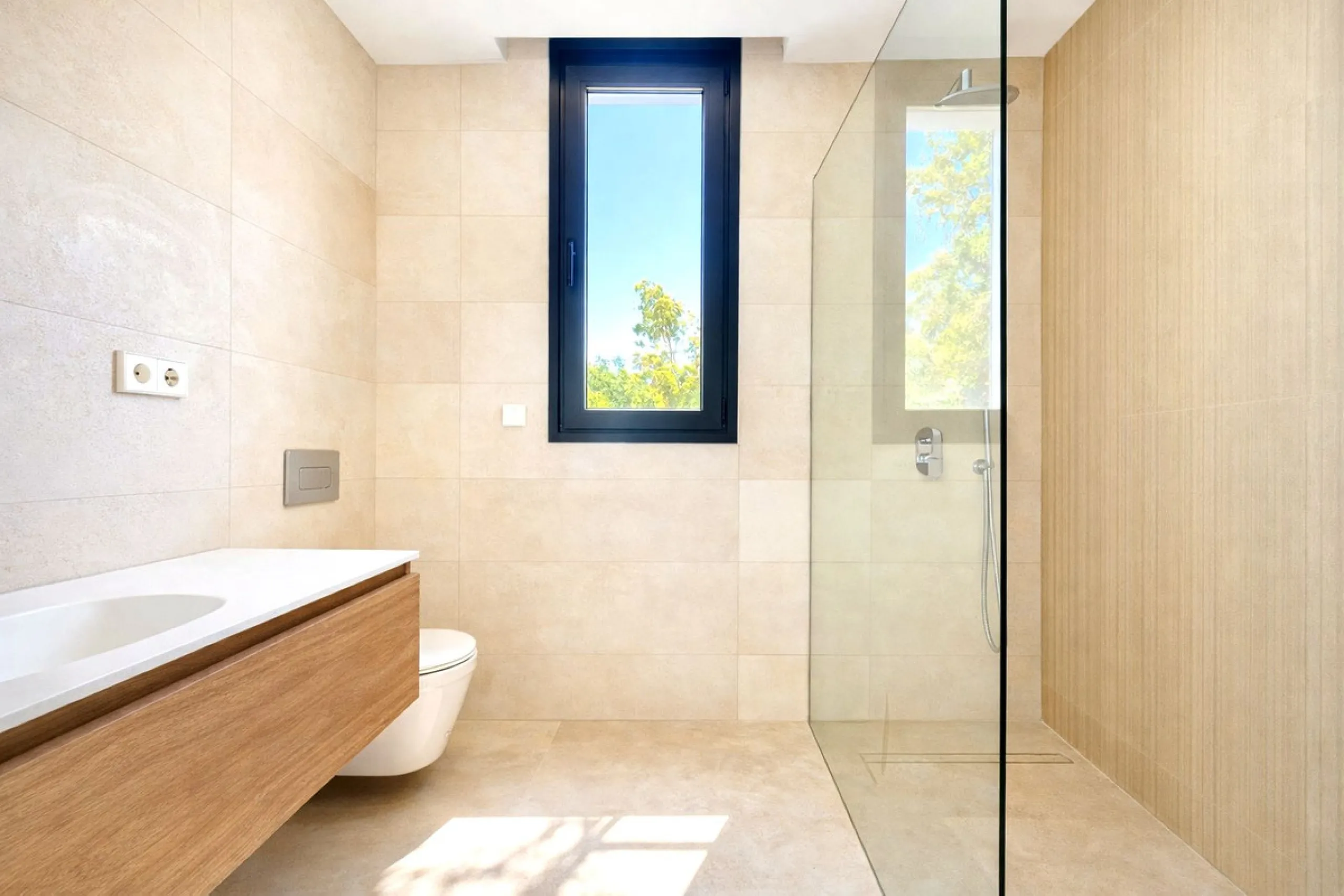LUXURY MODERN VILLA BORDERING THE NATURE IN MONTE BIARRITZ, NUEVA ATALAYA, ESTEPONA!