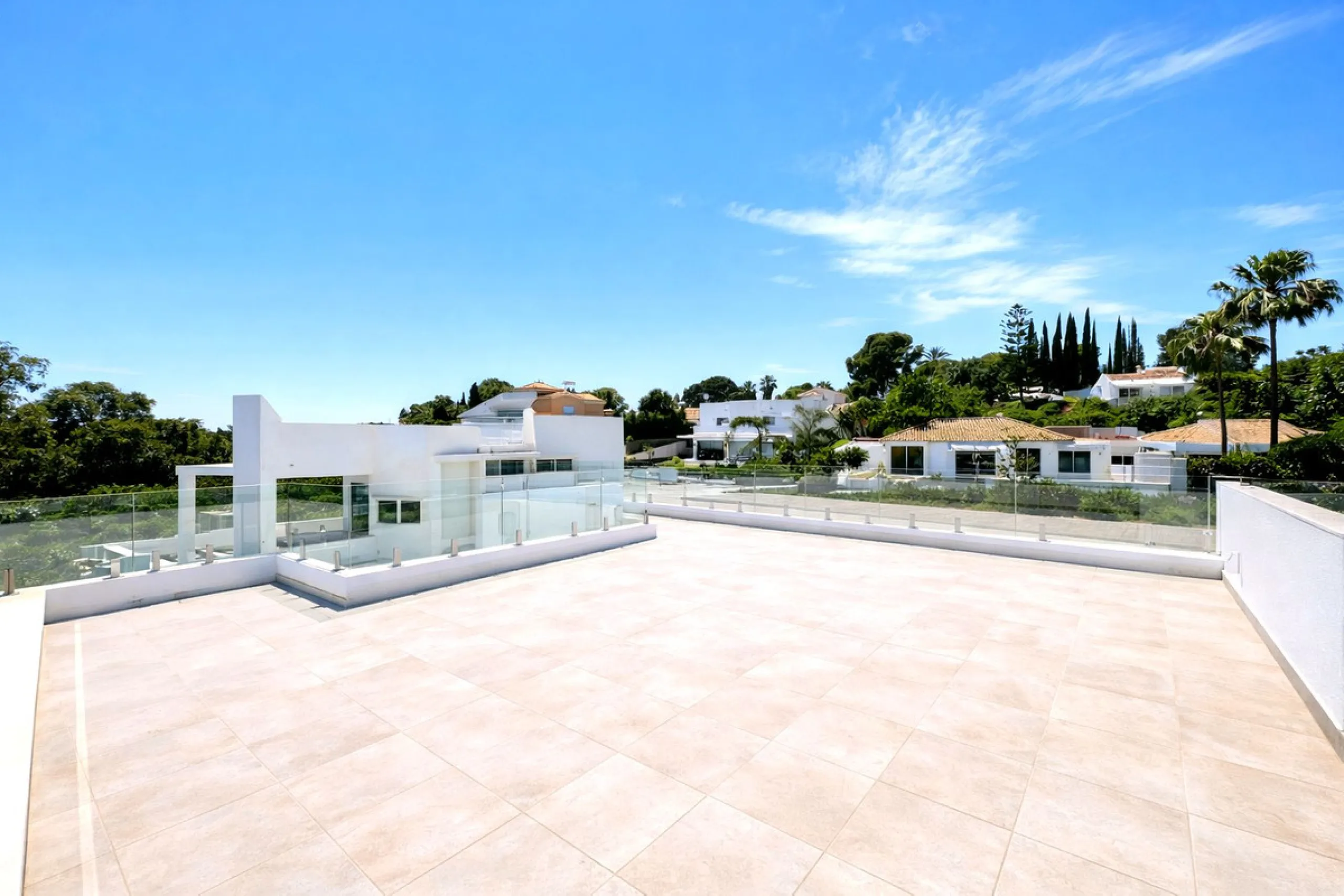 LUXURY MODERN VILLA BORDERING THE NATURE IN MONTE BIARRITZ, NUEVA ATALAYA, ESTEPONA!