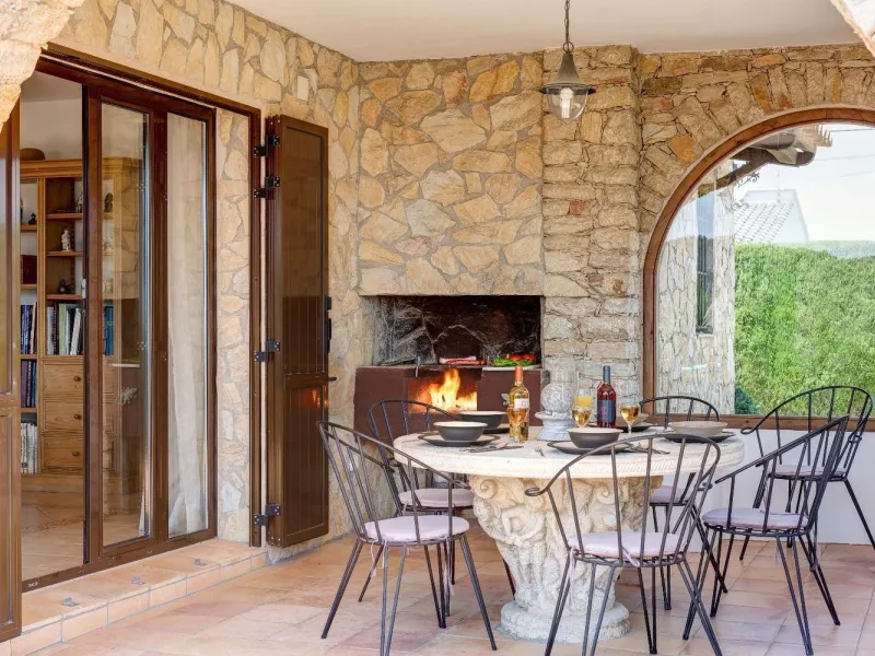 Stone House with Pool and Sea Views in Sa Riera, Costa Brava