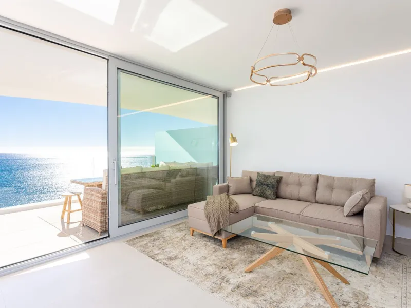 Would you like to live just few steps from the beach, feel the waves at your terrace and enjoy your own roof top solarium, look over the rooftops and feel the sea breeze? This exclusive penthouse apartment is located in one of the finest new builds called
