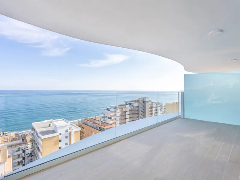 Would you like to live just few steps from the beach, feel the waves at your terrace and enjoy your own roof top solarium, look over the rooftops and feel the sea breeze? This exclusive penthouse apartment is located in one of the finest new builds called