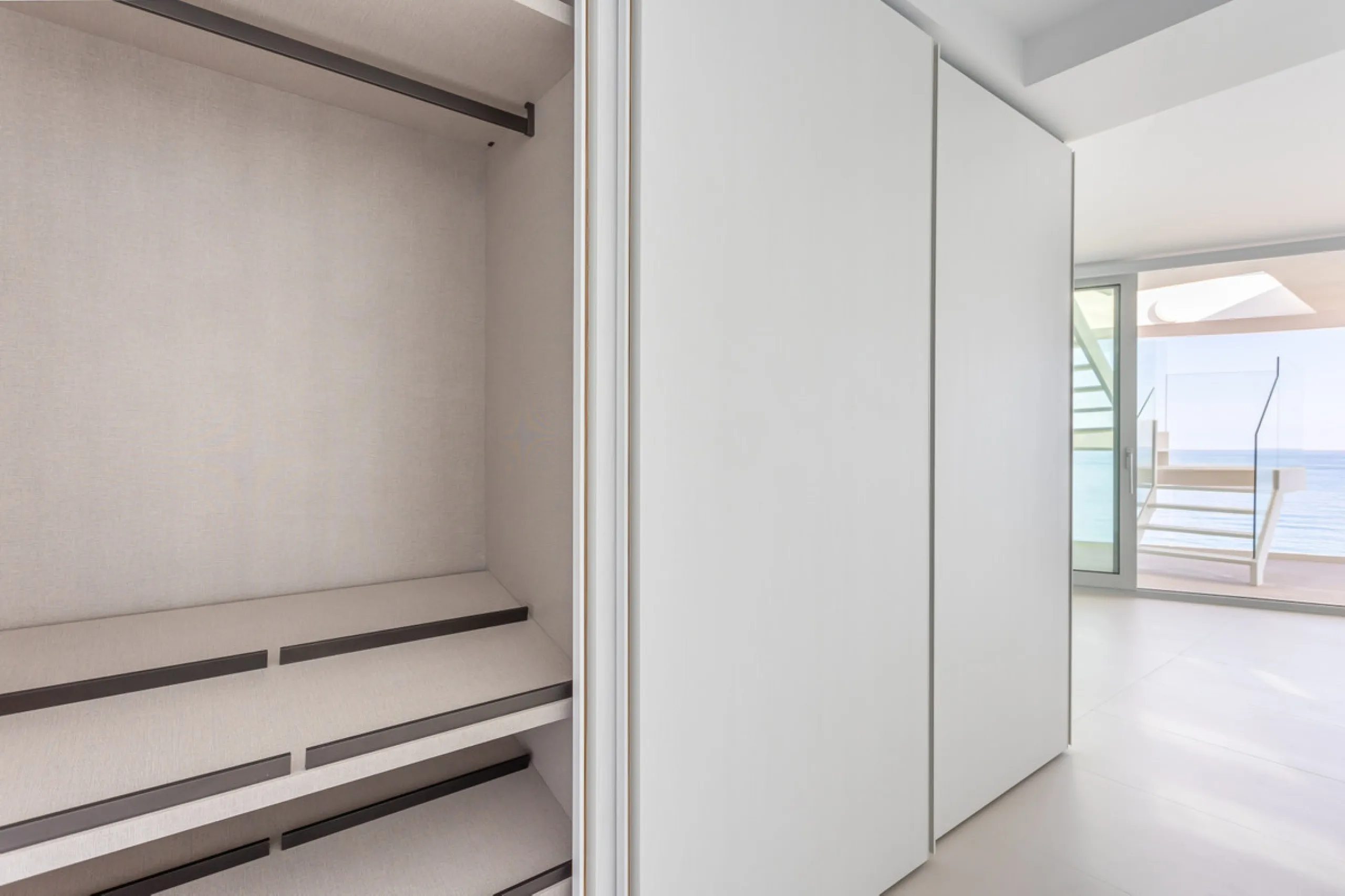 Would you like to live just few steps from the beach, feel the waves at your terrace and enjoy your own roof top solarium, look over the rooftops and feel the sea breeze? This exclusive penthouse apartment is located in one of the finest new builds called