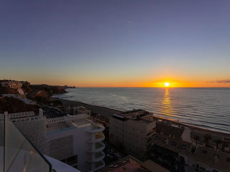 Would you like to live just few steps from the beach, feel the waves at your terrace and enjoy your own roof top solarium, look over the rooftops and feel the sea breeze? This exclusive penthouse apartment is located in one of the finest new builds called
