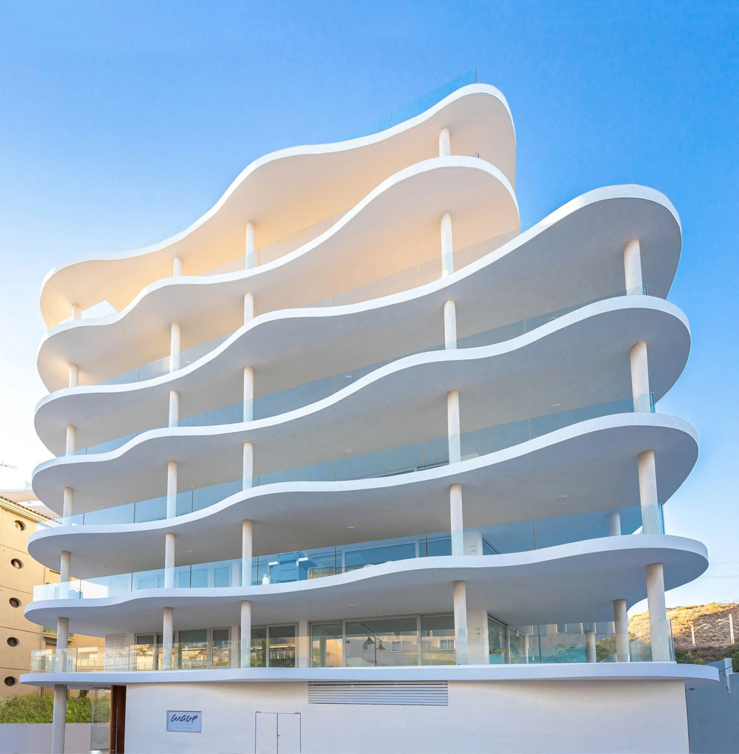 Would you like to live just few steps from the beach, feel the waves at your terrace and enjoy your own roof top solarium, look over the rooftops and feel the sea breeze? This exclusive penthouse apartment is located in one of the finest new builds called
