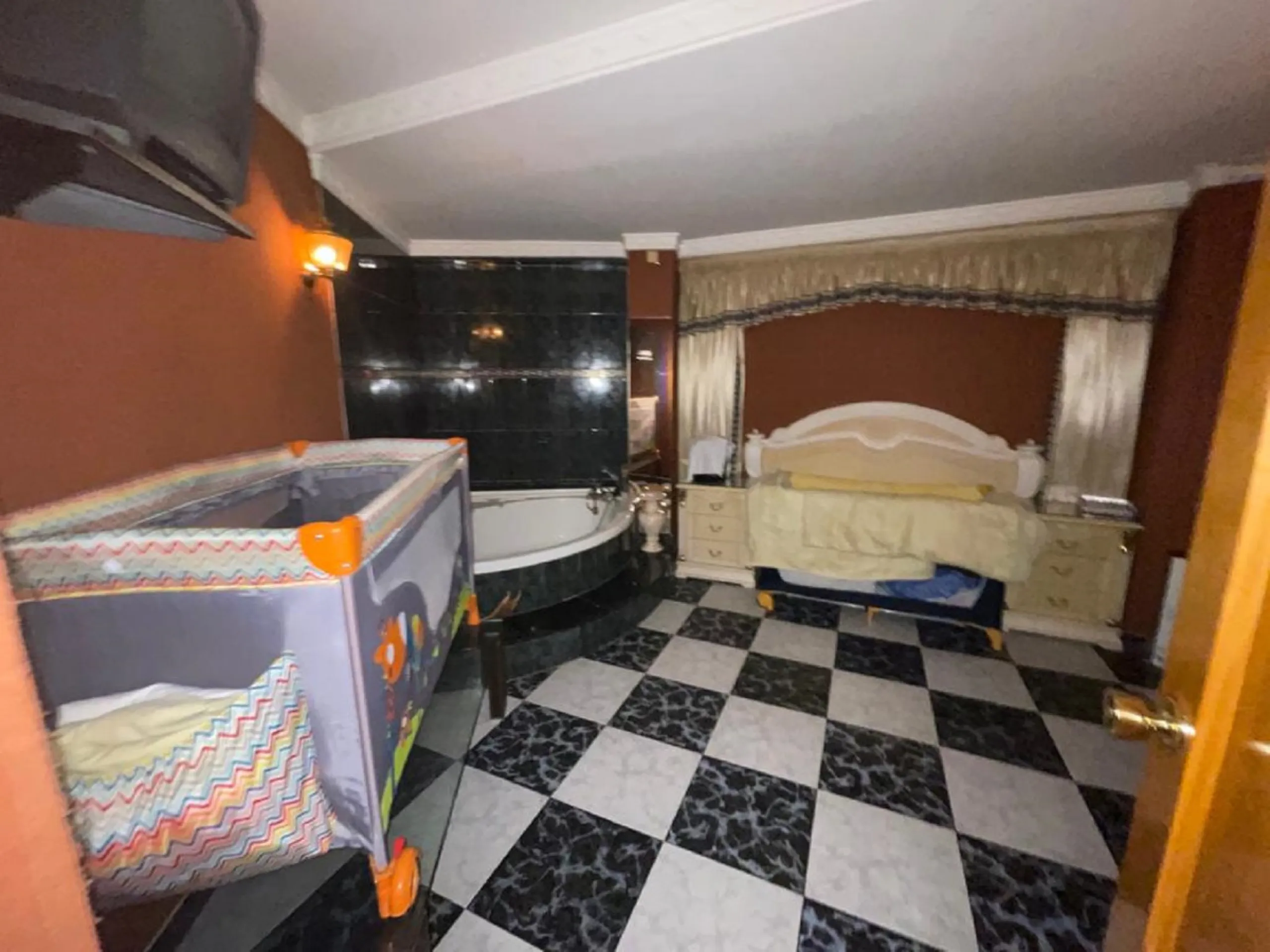 A uniqure hotel/ apartment complex for sale in Alhaurin el Grande