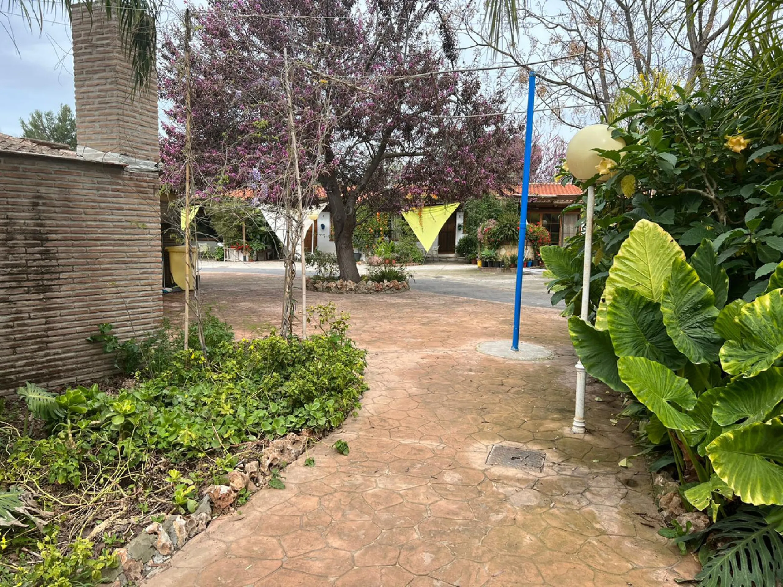 A uniqure hotel/ apartment complex for sale in Alhaurin el Grande