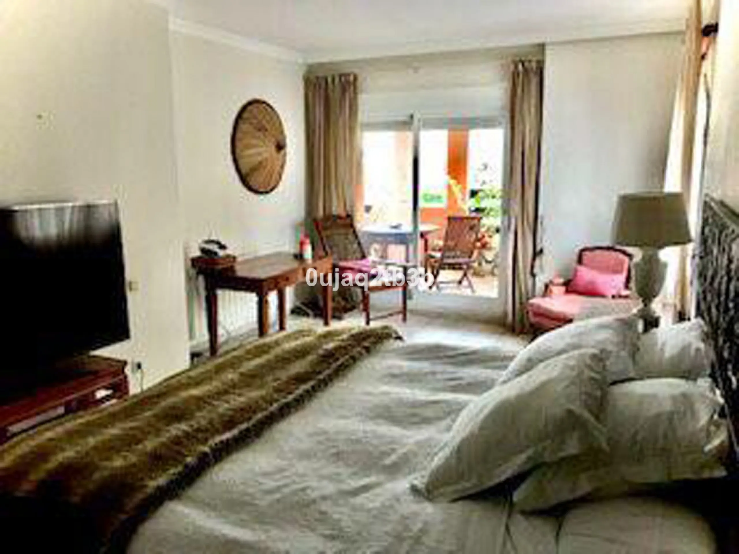 Apartment - Middle Floor Apartment в продаже в Estepona, Málaga. В доме 3 спален и 3 ванных комнат. Площадь дома 159 м²