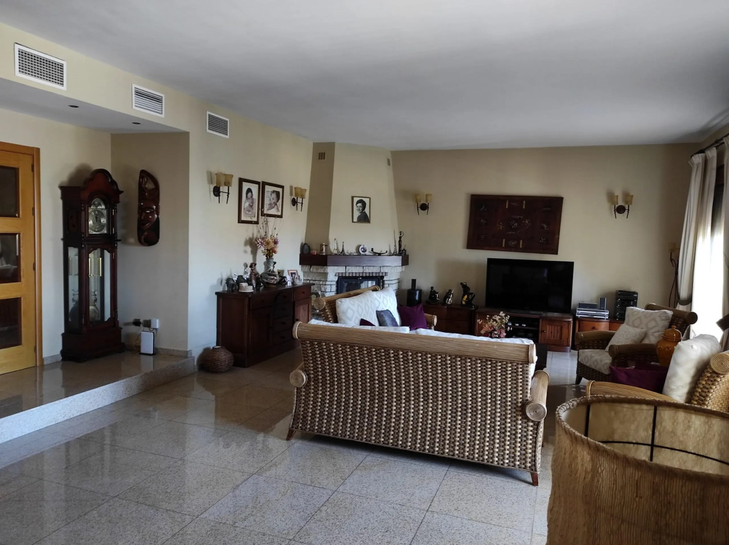 Spectacular villa for sale in Sierrazuela