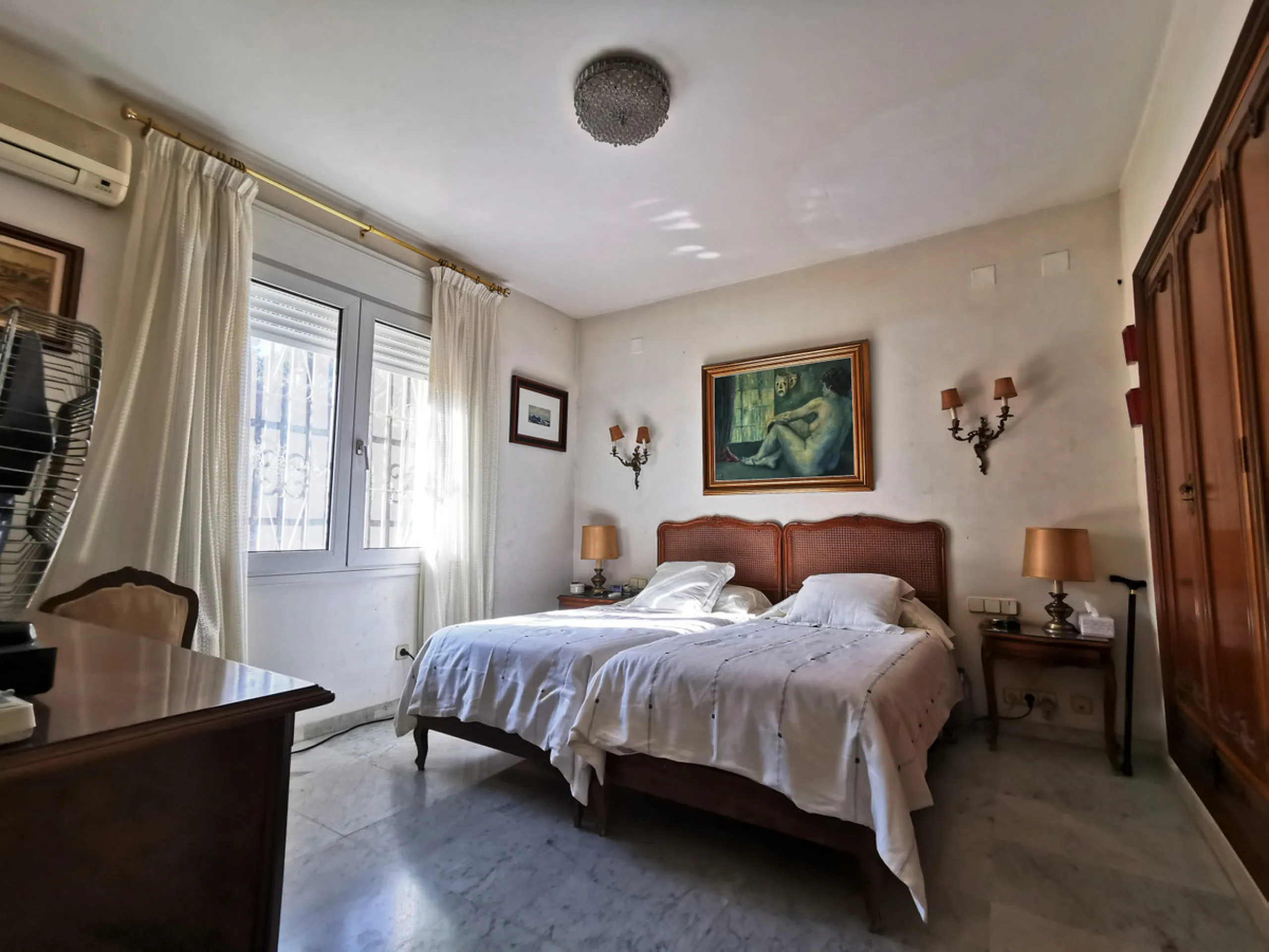 House - Detached Villa в продаже в Torremolinos, Málaga. В доме 11 спален и 8 ванных комнат. Площадь дома 1028 м². Площадь участка 2300 м²