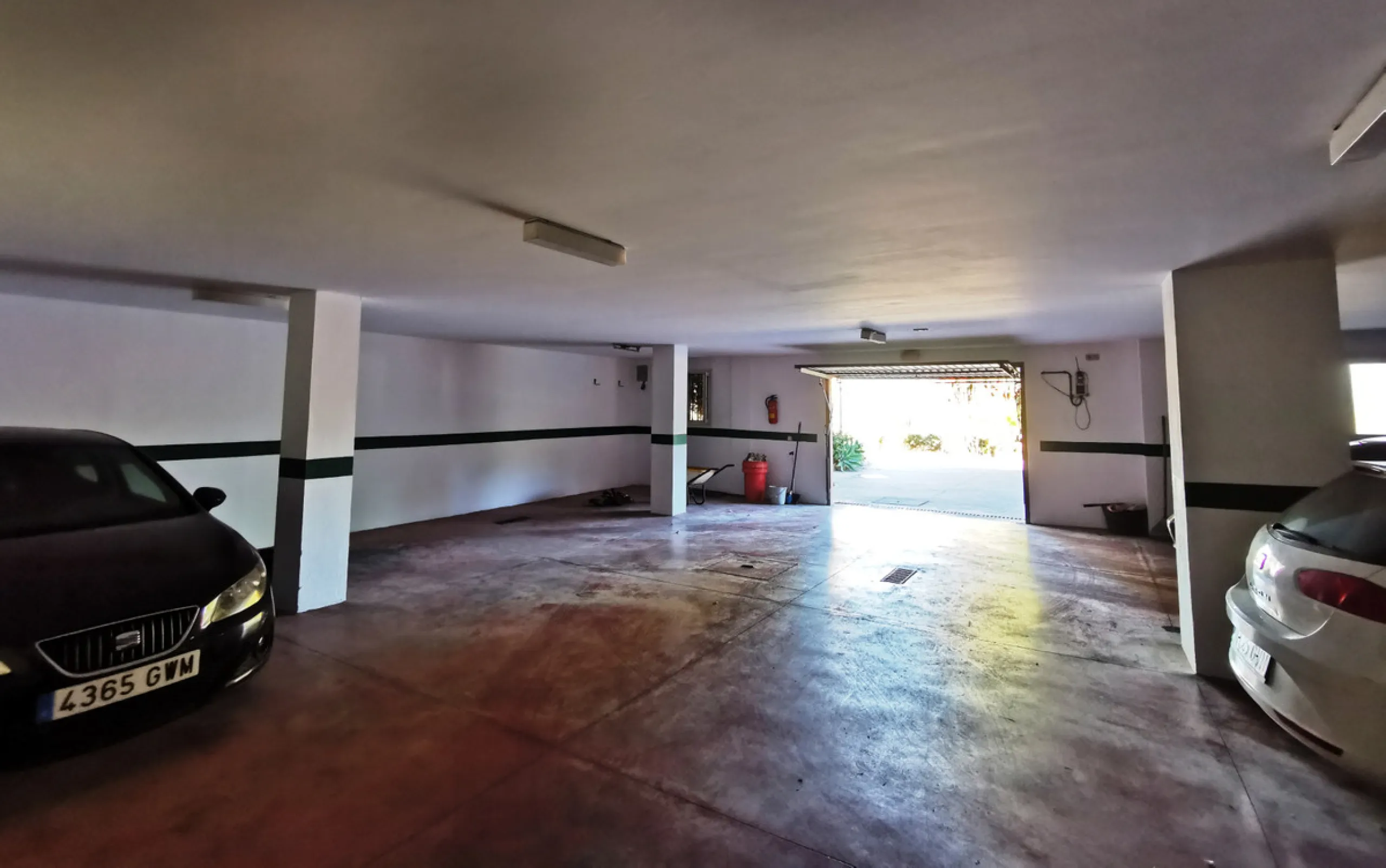 House - Detached Villa в продаже в Torremolinos, Málaga. В доме 11 спален и 8 ванных комнат. Площадь дома 1028 м². Площадь участка 2300 м²