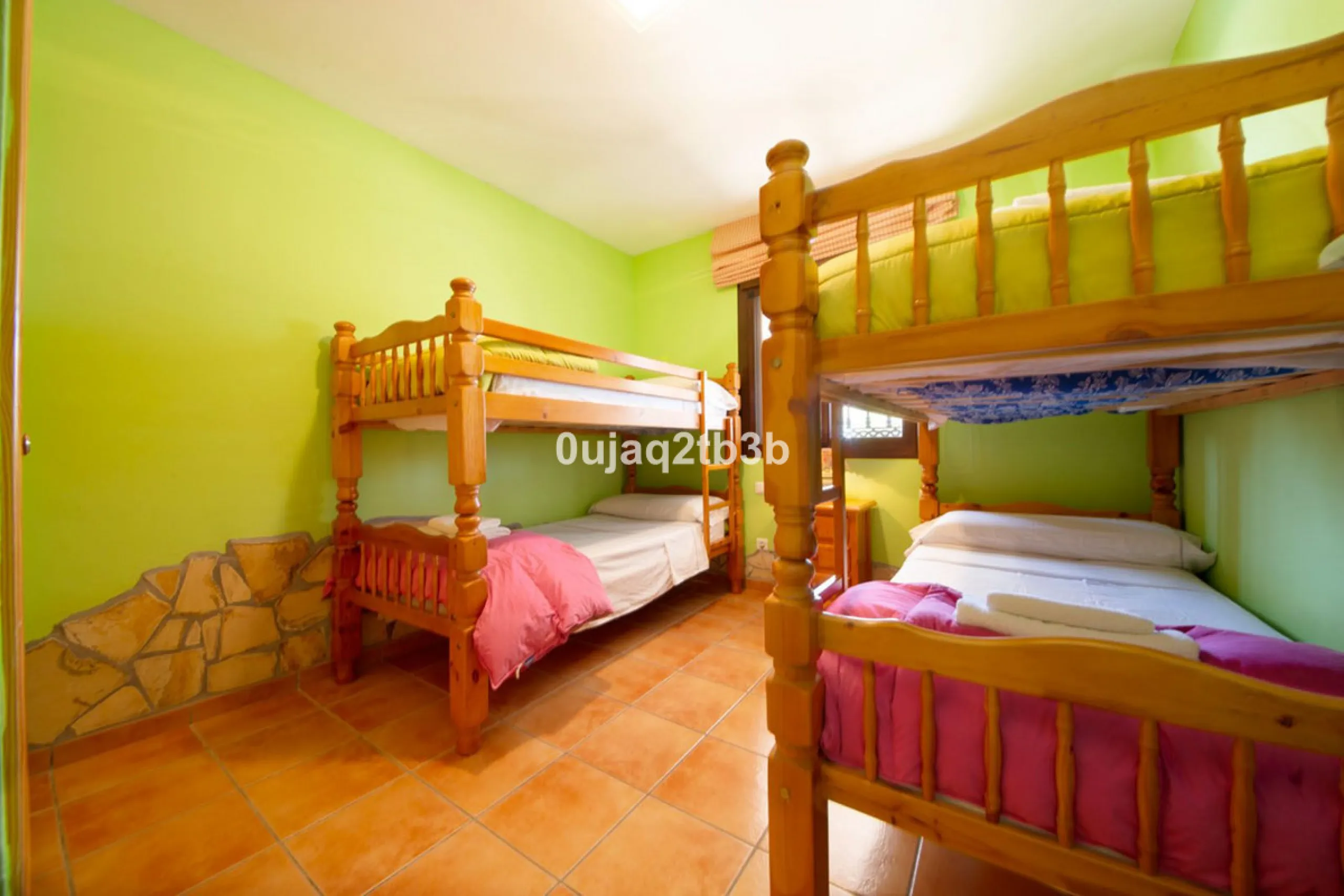 Great villa only minutes away from the center of Estepona with open sea and mountain views. Perfectly maintained ready to move in. Offers bedrooms in the ground floor and first floor. A total of six bedrooms that will fit 14 people. Great return on invest