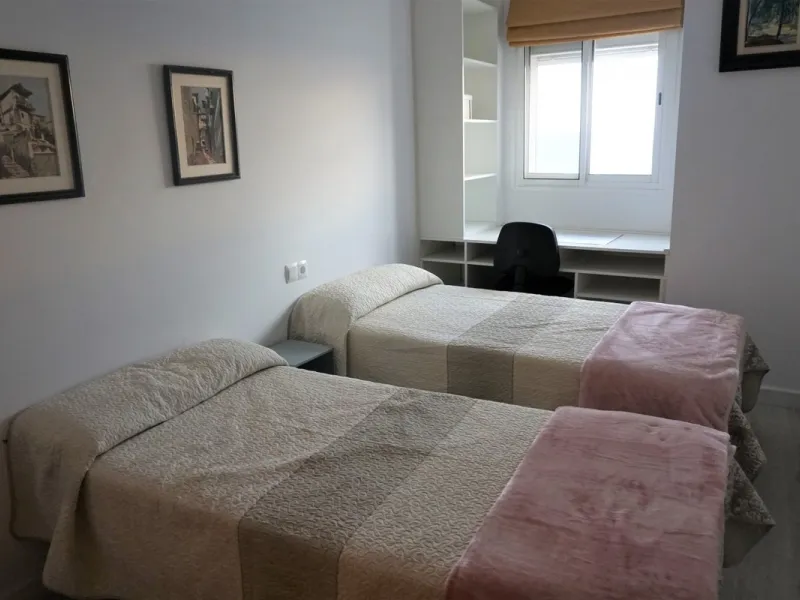 Beautiful duplex flat in first line beach, with wonderful views to the sea. It has an open plan kitchen, which opens onto a small balcony. It is next to the cosy living room. On the same floor there is a bathroom and a double bedroom, which also includes 