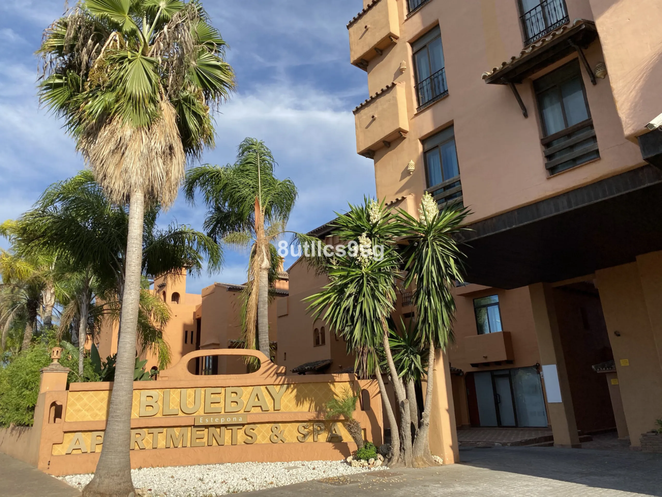 2 bedroom apartment located in the hotel complex called Paraiso Beach, located in the Paraiso Barronal Urbanization, Cancelada, between Marbella and Estepona, Malaga