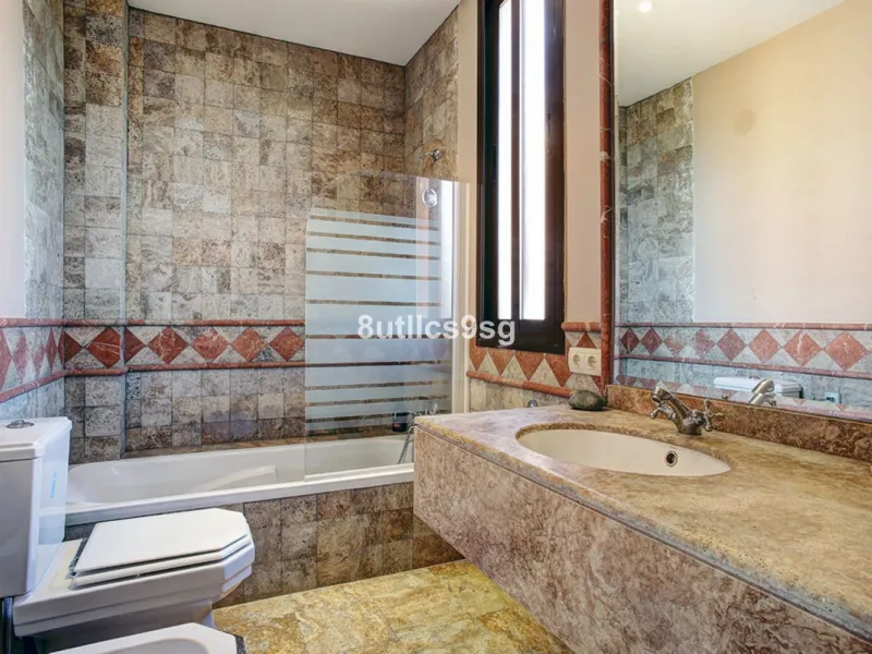 2 bedroom apartment located in the hotel complex called Paraiso Beach, located in the Paraiso Barronal Urbanization, Cancelada, between Marbella and Estepona, Malaga