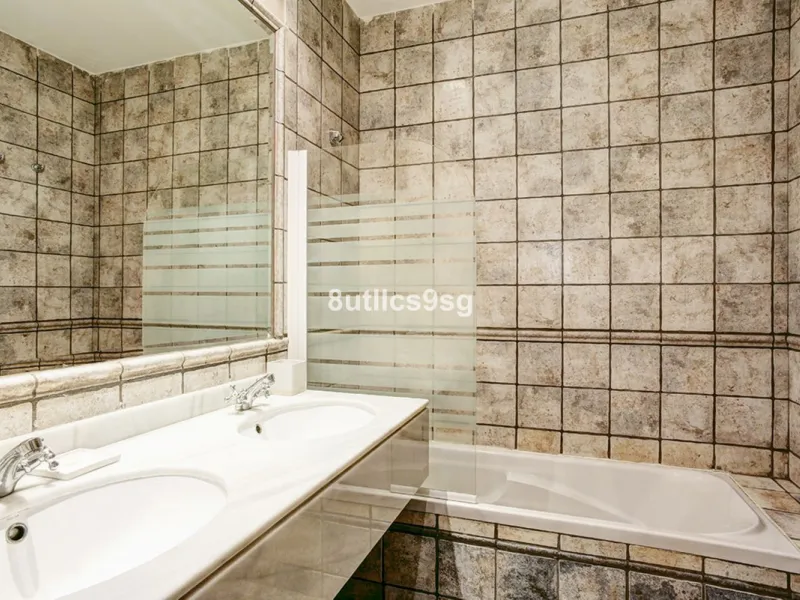 2 bedroom apartment located in the hotel complex called Paraiso Beach, located in the Paraiso Barronal Urbanization, Cancelada, between Marbella and Estepona, Malaga