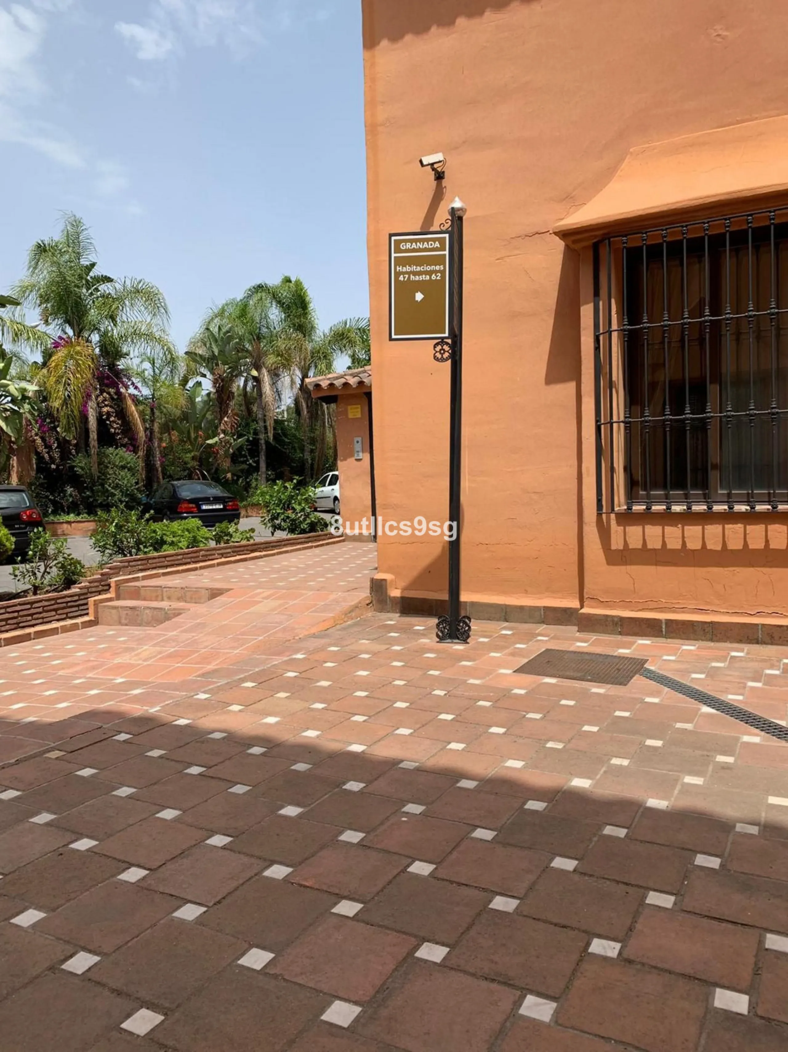2 bedroom apartment located in the hotel complex called Paraiso Beach, located in the Paraiso Barronal Urbanization, Cancelada, between Marbella and Estepona, Malaga