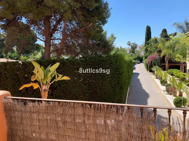 2 bedroom apartment located in the hotel complex called Paraiso Beach, located in the Paraiso Barronal Urbanization, Cancelada, between Marbella and Estepona, Malaga