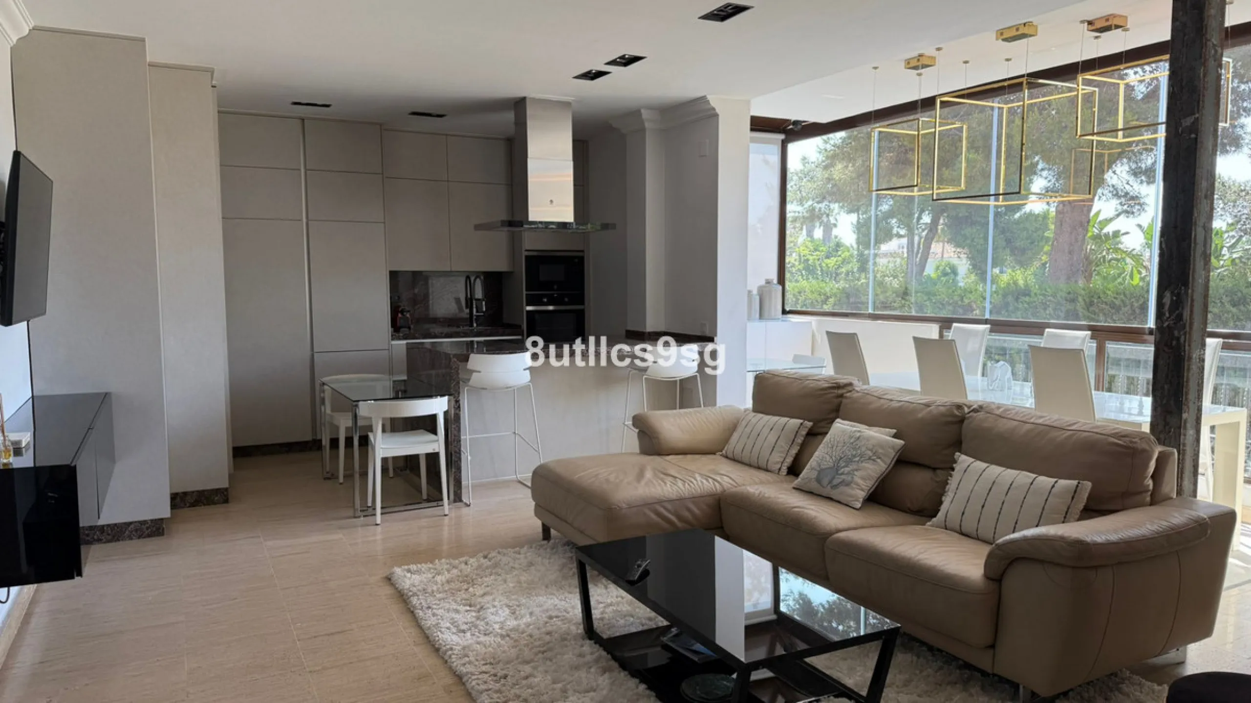 2 bedroom apartment located in the hotel complex called Paraiso Beach, located in the Paraiso Barronal Urbanization, Cancelada, between Marbella and Estepona, Malaga