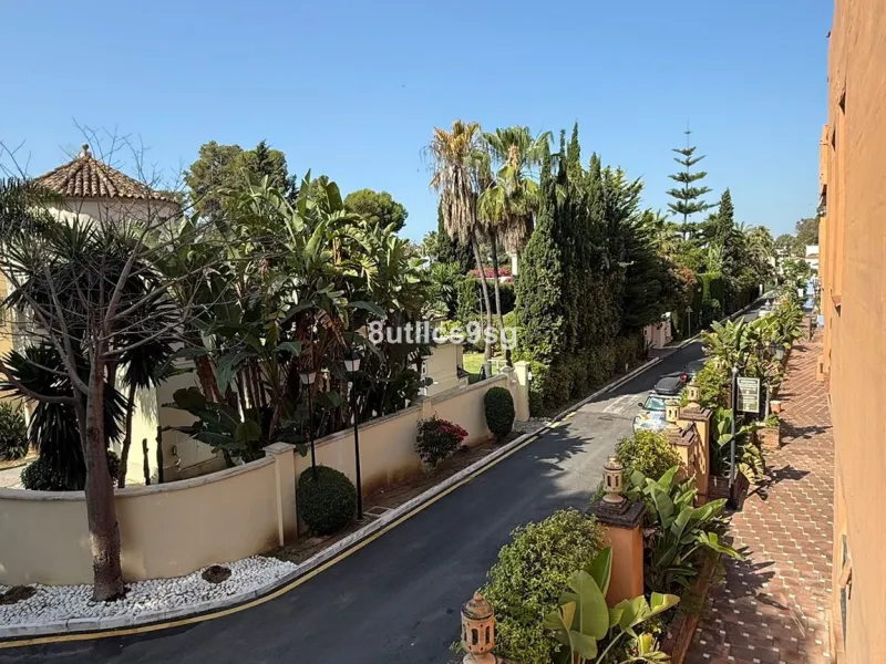 2 bedroom apartment located in the hotel complex called Paraiso Beach, located in the Paraiso Barronal Urbanization, Cancelada, between Marbella and Estepona, Malaga