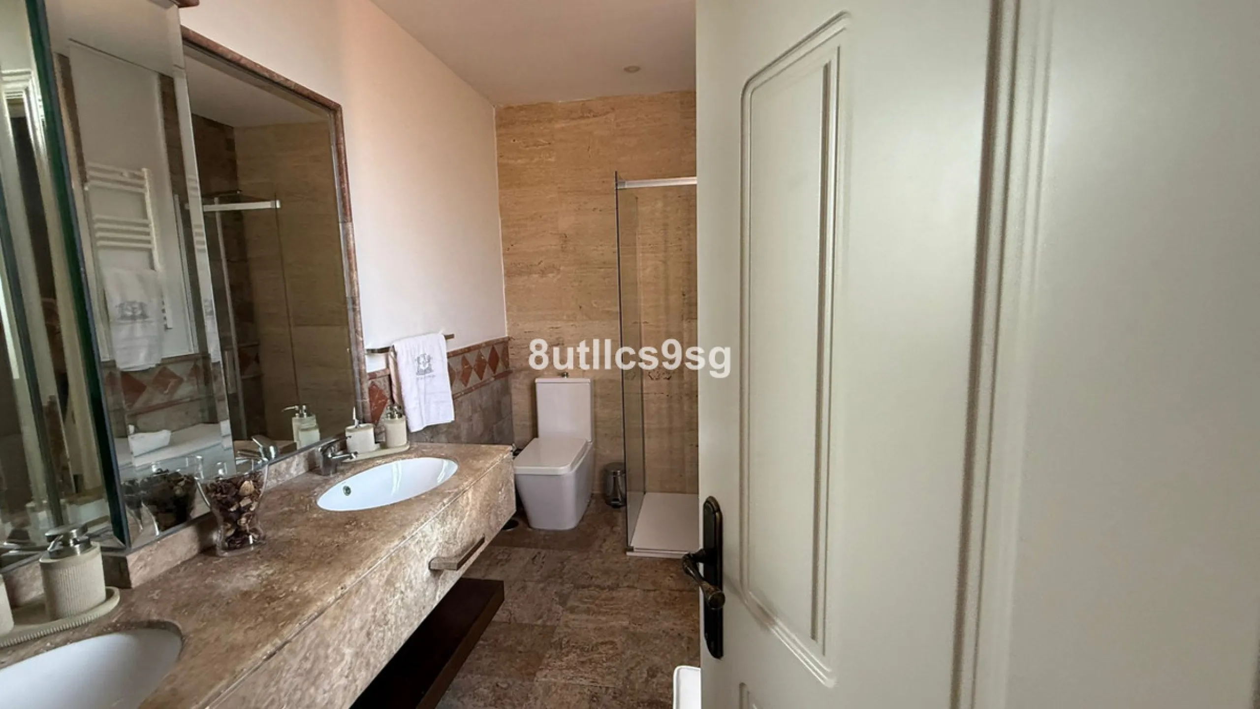 2 bedroom apartment located in the hotel complex called Paraiso Beach, located in the Paraiso Barronal Urbanization, Cancelada, between Marbella and Estepona, Malaga