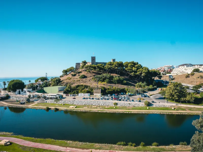 Apartment - Penthouse в продаже в Fuengirola, Málaga. В доме 4 спален и 3 ванных комнат. Площадь дома 368 м²