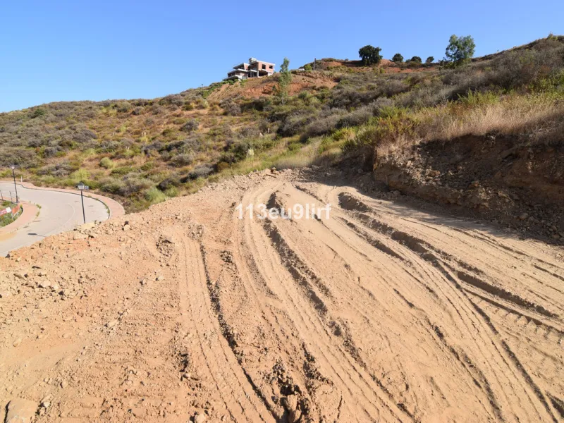 Plot - Residential Plot в продаже в Mijas, Málaga. Площадь участка 1655 м²