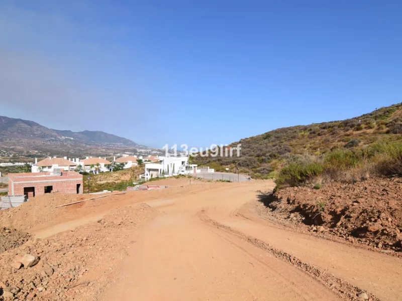 Plot - Residential Plot в продаже в Mijas, Málaga. Площадь участка 1655 м²