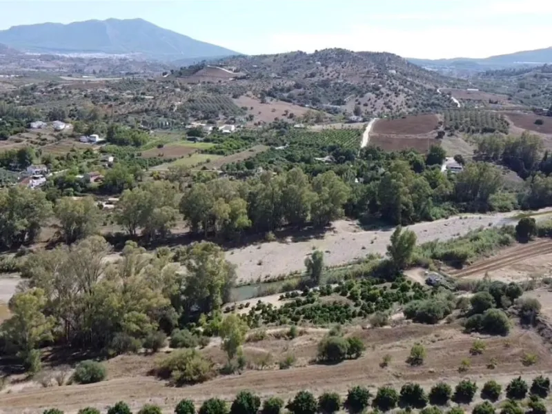 58 hectares in Coín with unlimited water