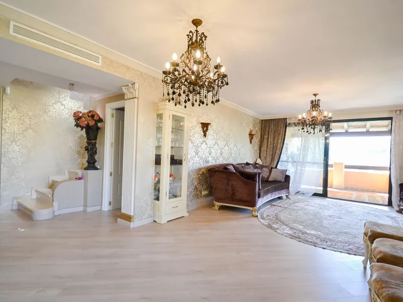 Excellent duplex penthouse for Sale in "El Campanario Resort".