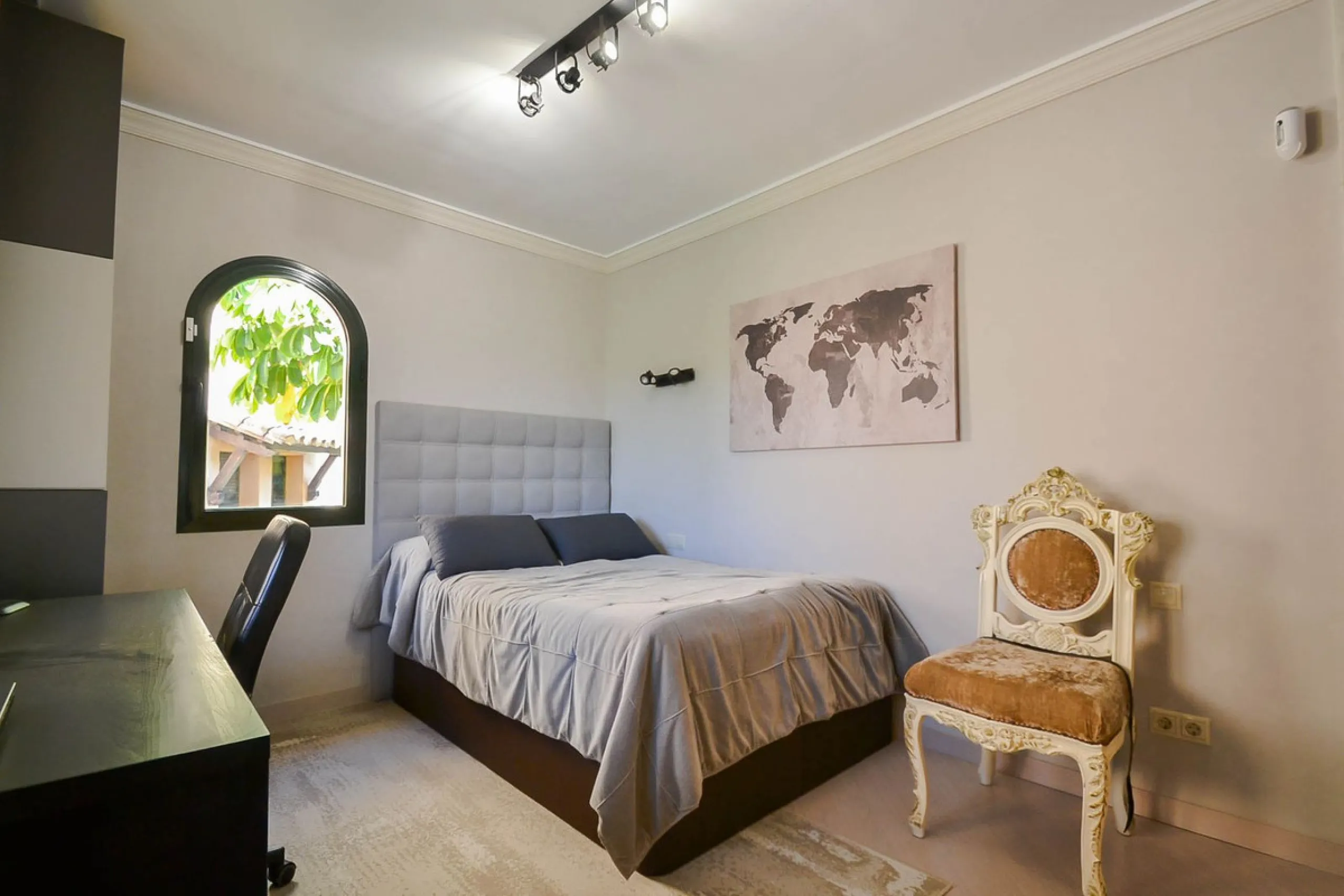 Excellent duplex penthouse for Sale in "El Campanario Resort".