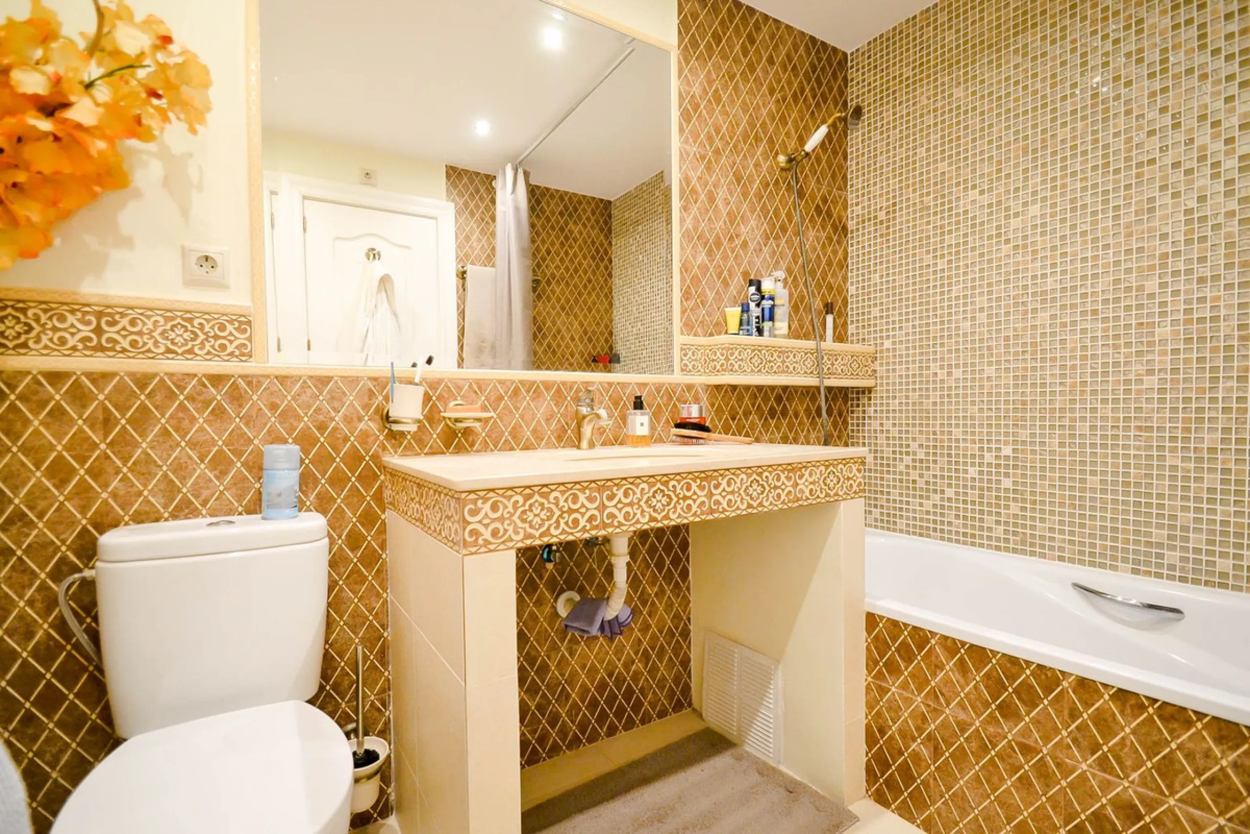 Excellent duplex penthouse for Sale in "El Campanario Resort".