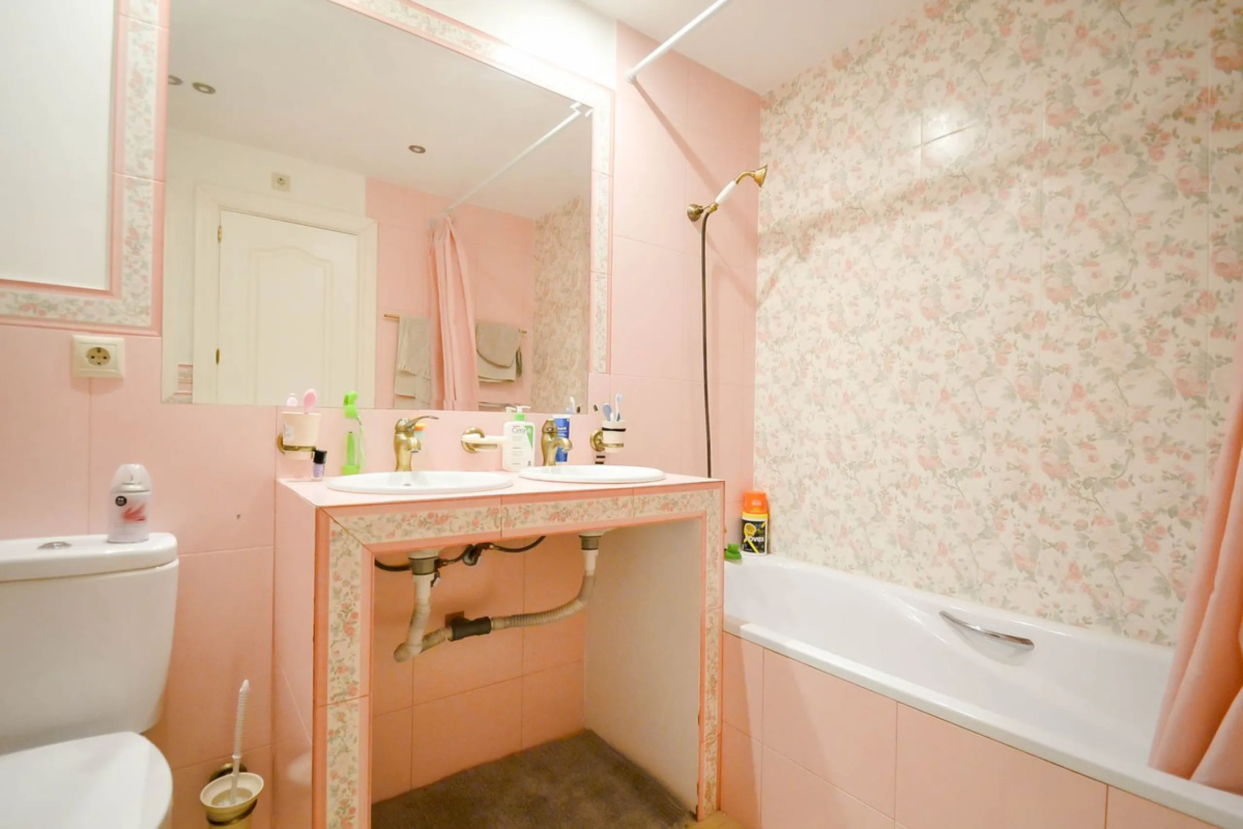Excellent duplex penthouse for Sale in "El Campanario Resort".