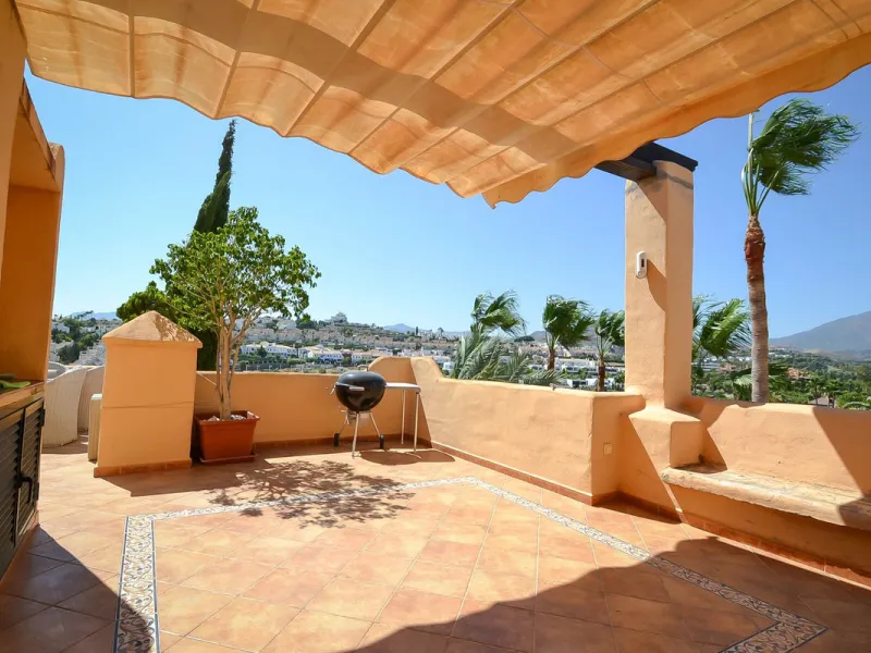 Excellent duplex penthouse for Sale in "El Campanario Resort".