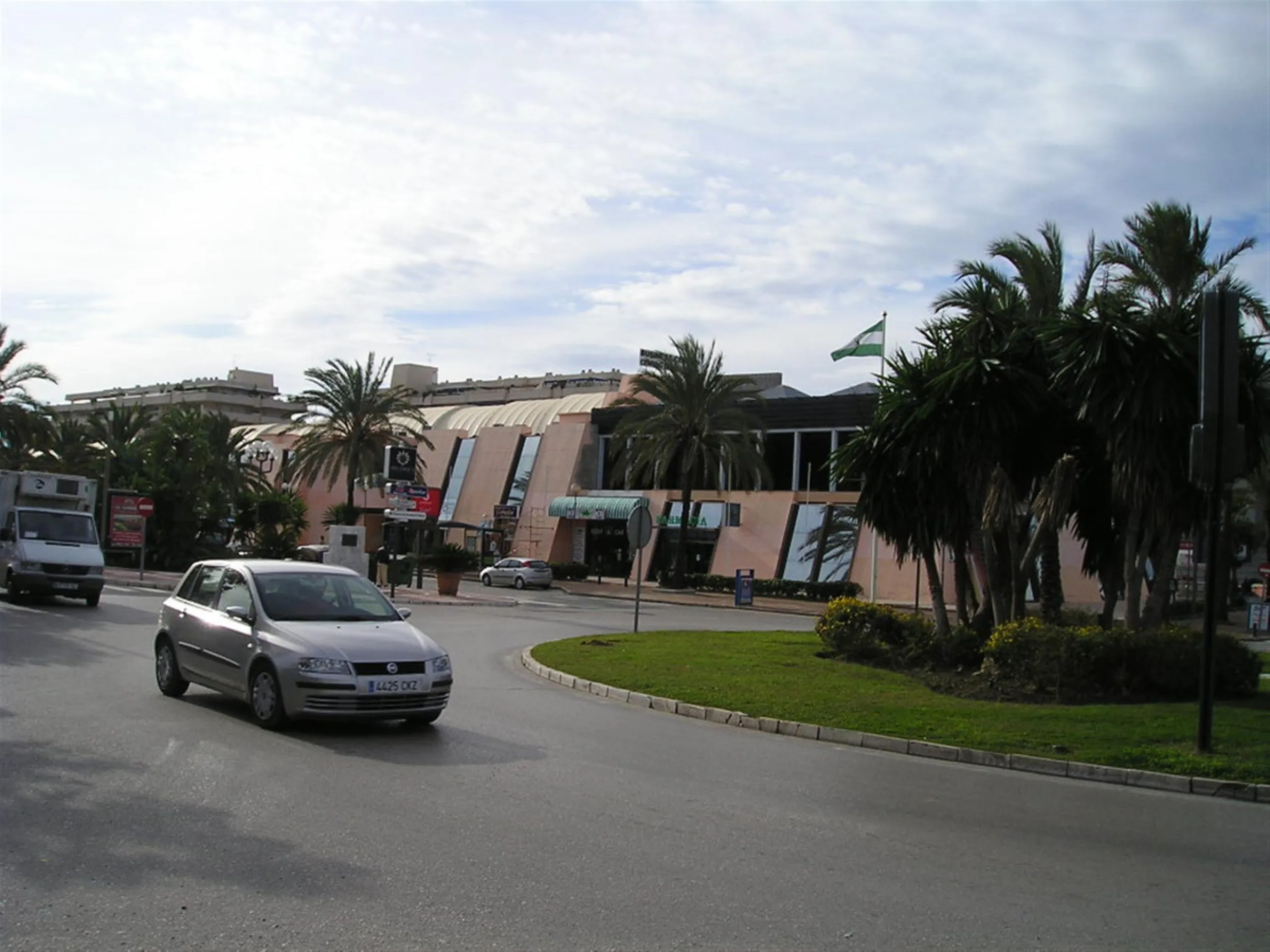 Commercial - Office в продаже в Marbella, Málaga. Площадь дома 68 м²