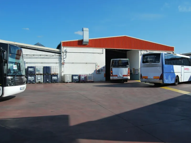 Commercial building located in the Polígono de la Ermita, in the town of Marbella. Located in the new area.