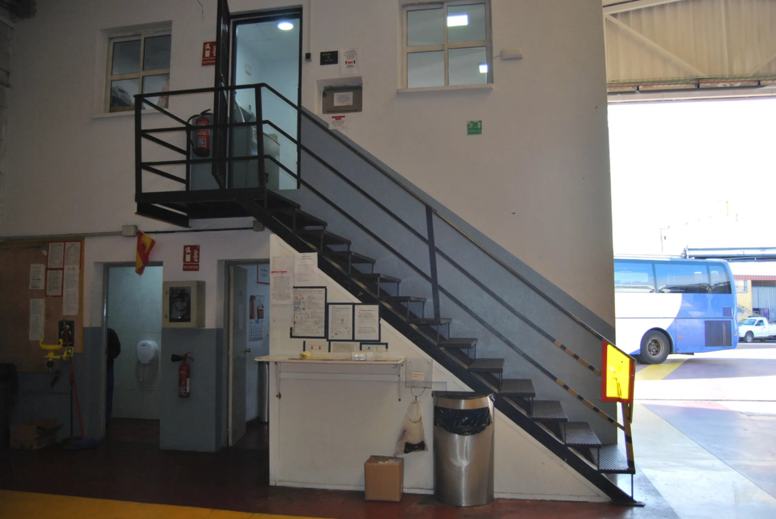 Commercial - Business в продаже в Marbella, Málaga. Площадь дома 1792 м²