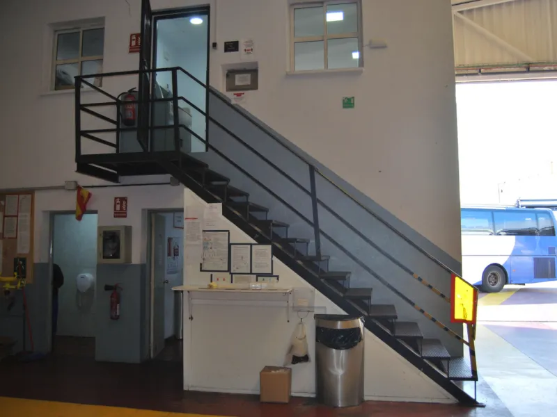 Commercial - Business в продаже в Marbella, Málaga. Площадь дома 1792 м²