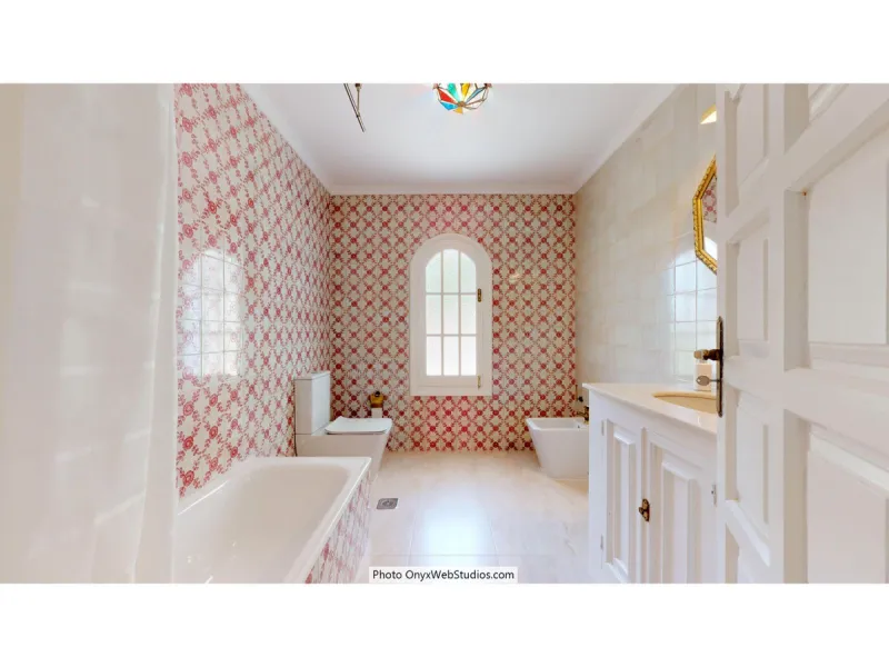 House - Detached Villa в продаже в Mijas, Málaga. В доме 9 спален и 8 ванных комнат. Площадь дома 1135 м². Площадь участка 6000 м²
