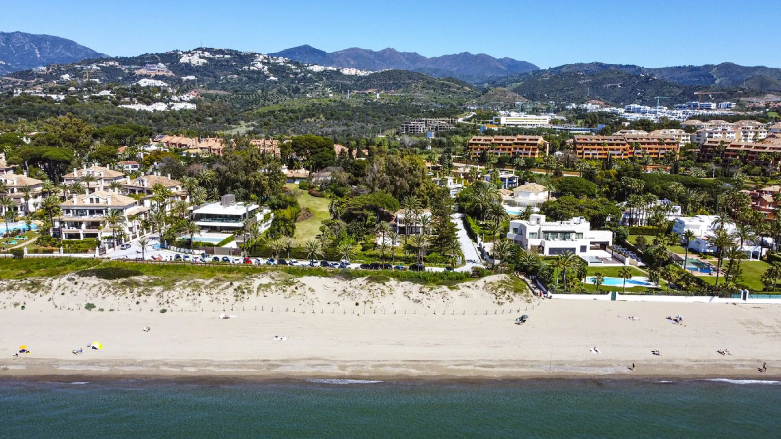 Fantastic opportunity to purchase such a house in this unique location. Frontline beach in los monteros . An absolutely stunning plot  in a fantastic beach location.