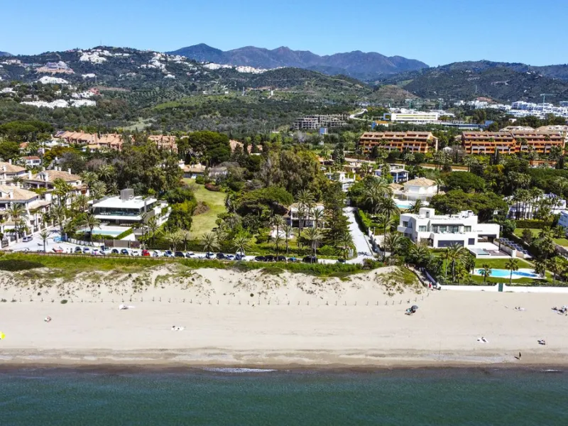 Fantastic opportunity to purchase such a house in this unique location. Frontline beach in los monteros . An absolutely stunning plot  in a fantastic beach location.