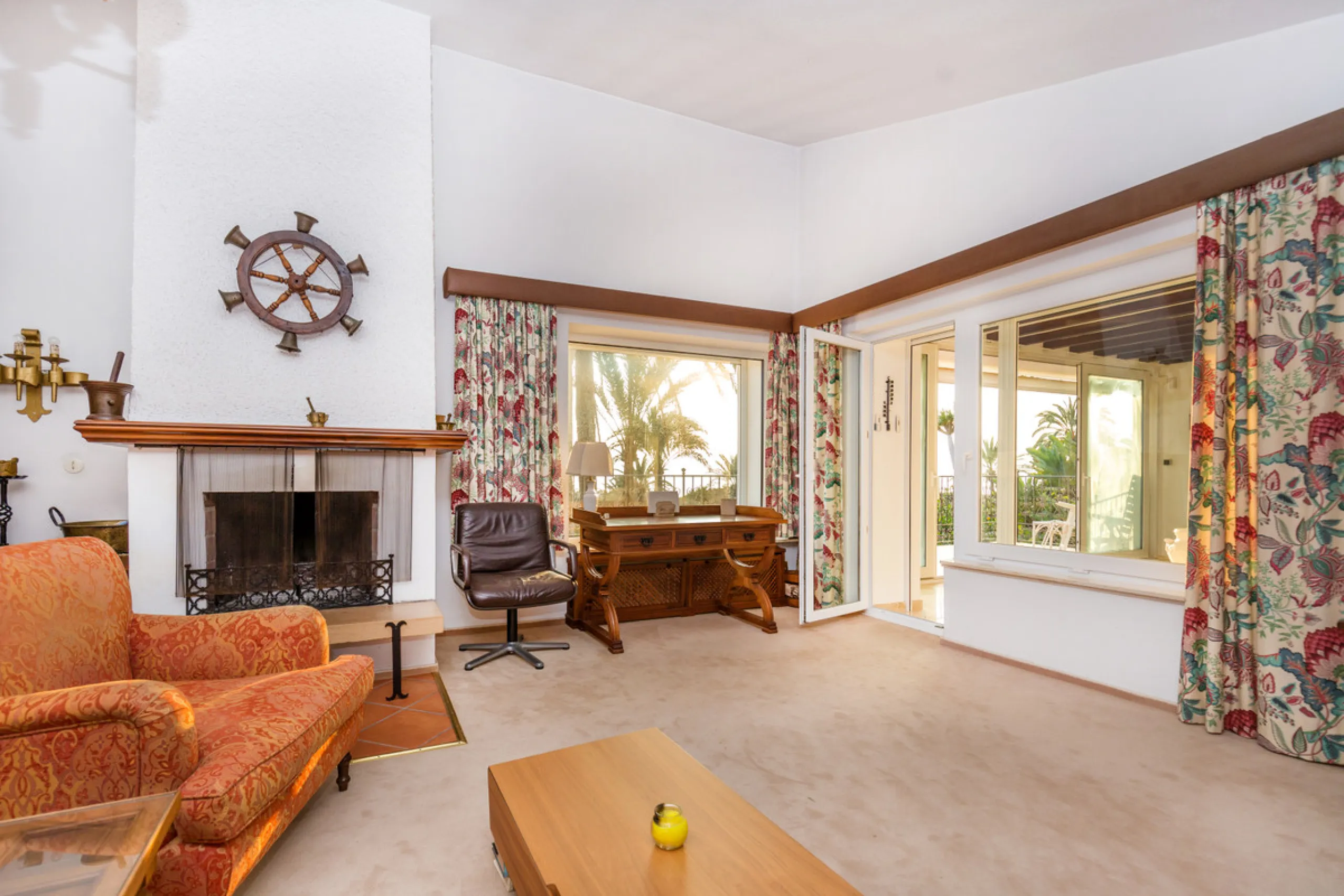 Fantastic opportunity to purchase such a house in this unique location. Frontline beach in los monteros . An absolutely stunning plot  in a fantastic beach location.