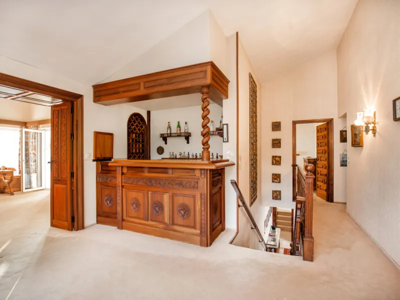 Fantastic opportunity to purchase such a house in this unique location. Frontline beach in los monteros . An absolutely stunning plot  in a fantastic beach location.