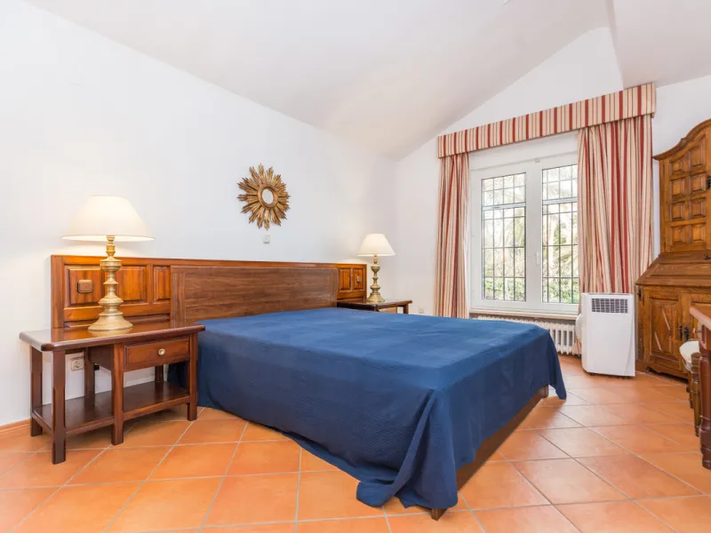 Fantastic opportunity to purchase such a house in this unique location. Frontline beach in los monteros . An absolutely stunning plot  in a fantastic beach location.