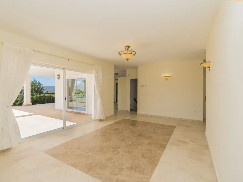 Вилла/Шале, Valtocado, Costa del Sol