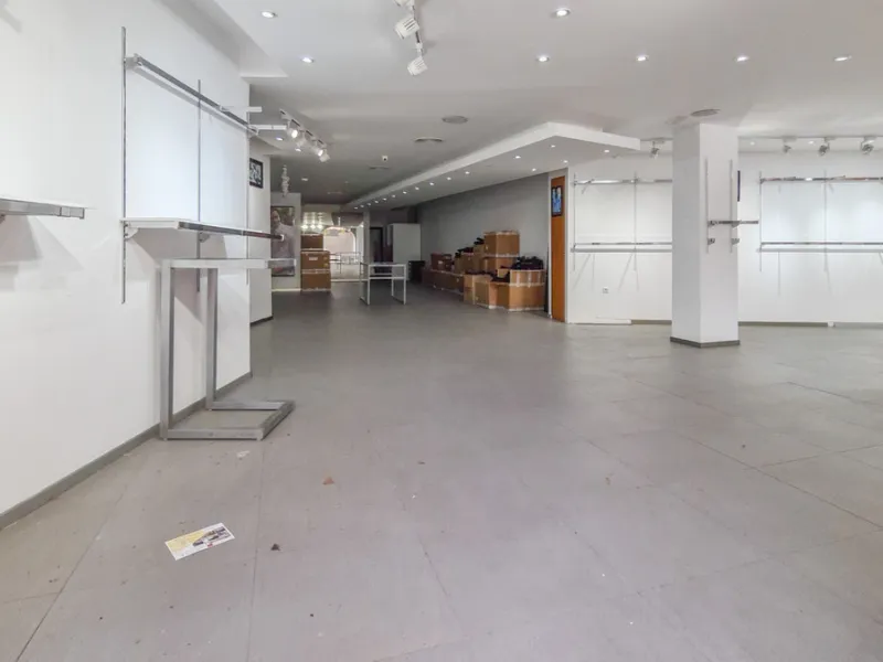 262 m² Freehold Commercial Premises in Marbella City Centre with Dual Glass Frontage on Ricardo Soriano