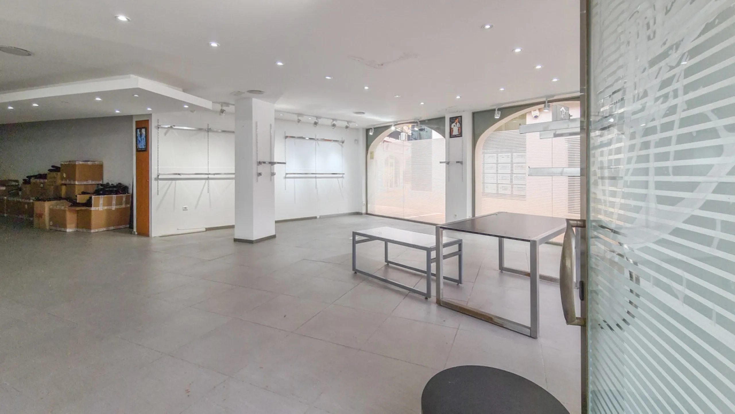 262 m² Freehold Commercial Premises in Marbella City Centre with Dual Glass Frontage on Ricardo Soriano