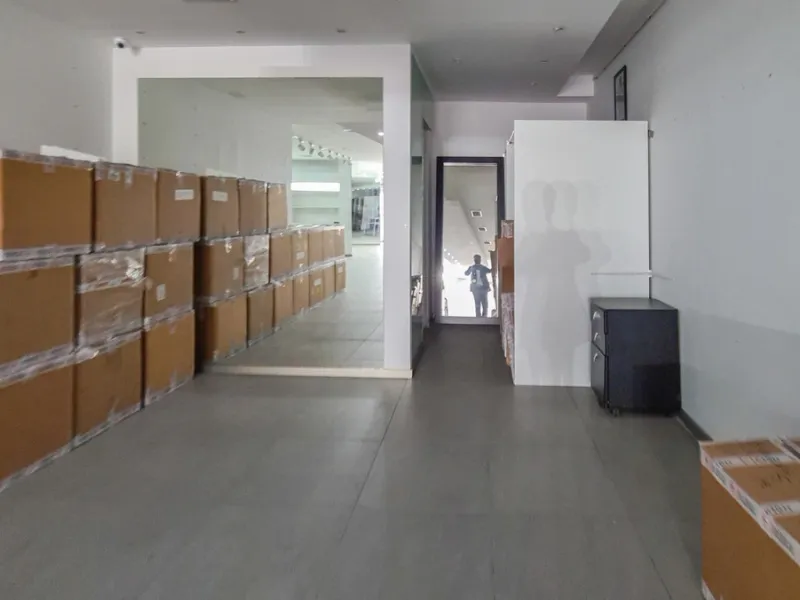262 m² Freehold Commercial Premises in Marbella City Centre with Dual Glass Frontage on Ricardo Soriano